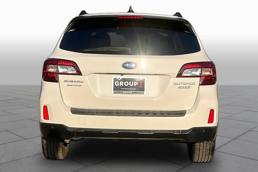 2017 Subaru Outback - Image 3