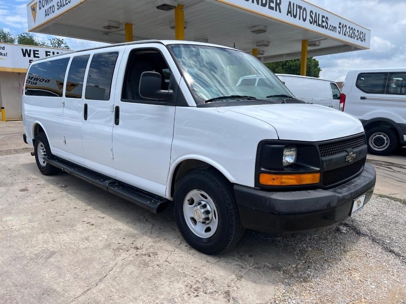 2012 Chevrolet Express - Image 1