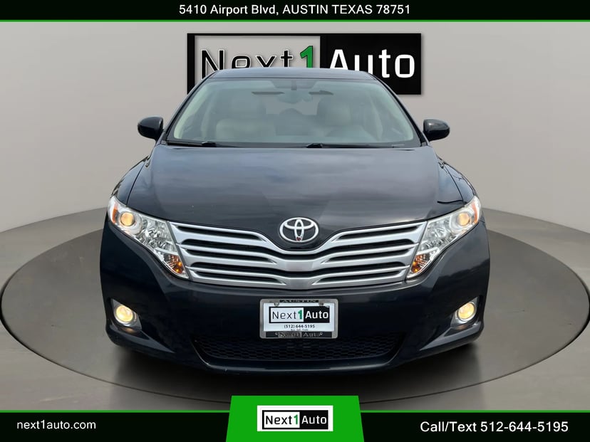 2010 Toyota Venza - Image 2