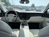 2022 Volvo XC60 - Preview 12