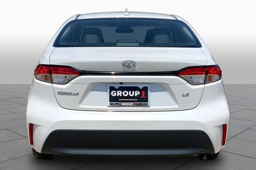 2025 Toyota Corolla - Image 3