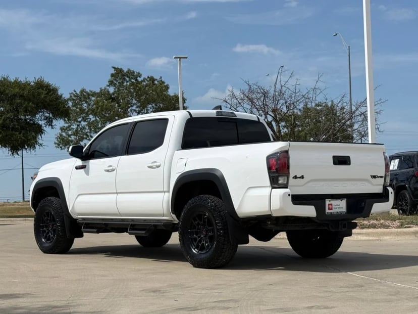 2020 Toyota Tacoma - Image 2