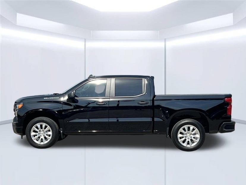 2026 Chevrolet Silverado 1500 - Image 1