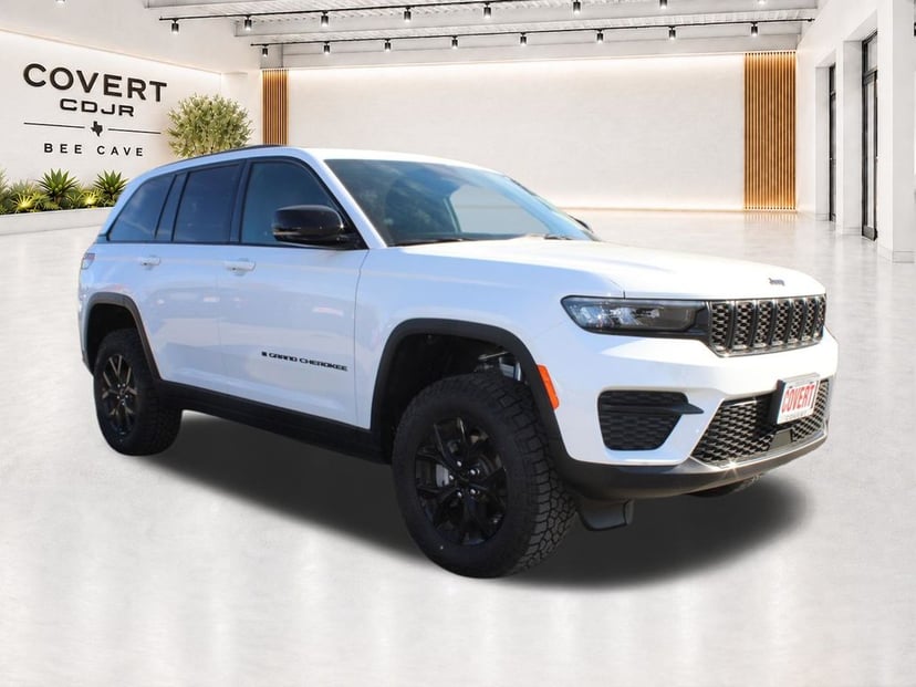 2025 Jeep Grand Cherokee - Image 1