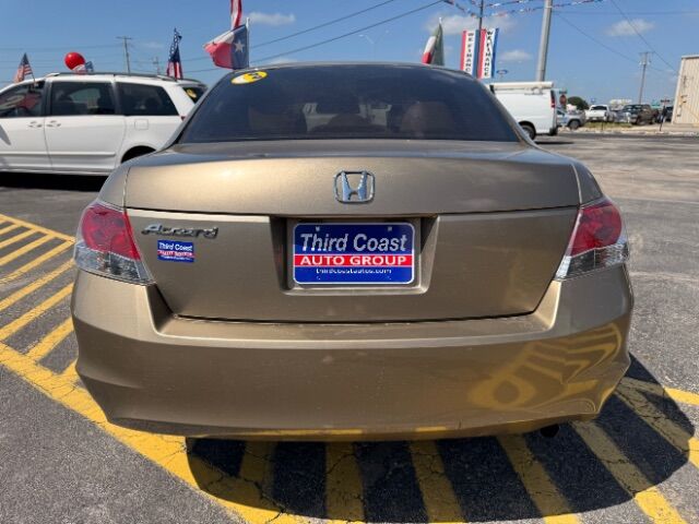 2009 Honda Accord - Image 3