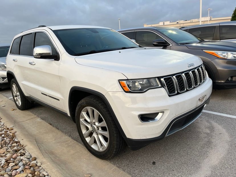 2017 Jeep Grand Cherokee - Image 1