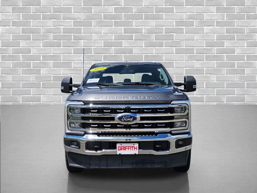2023 Ford F-250 - Image 2