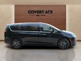2027 Chrysler Pacifica - Preview 6