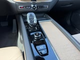 2026 Volvo XC60 - Preview 12
