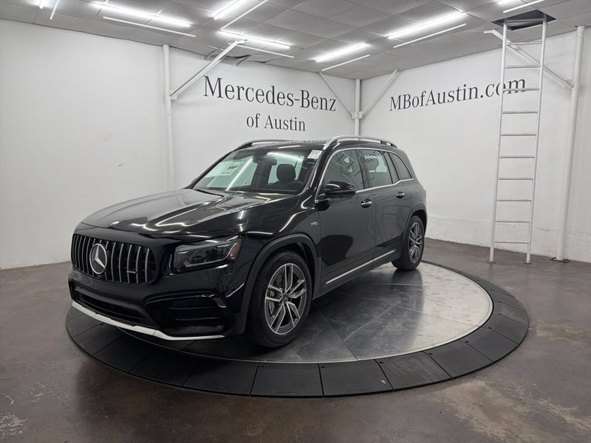 2026 Mercedes-Benz GLB - Image 1