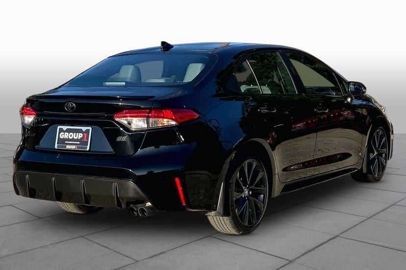 2026 Toyota Corolla - Image 3