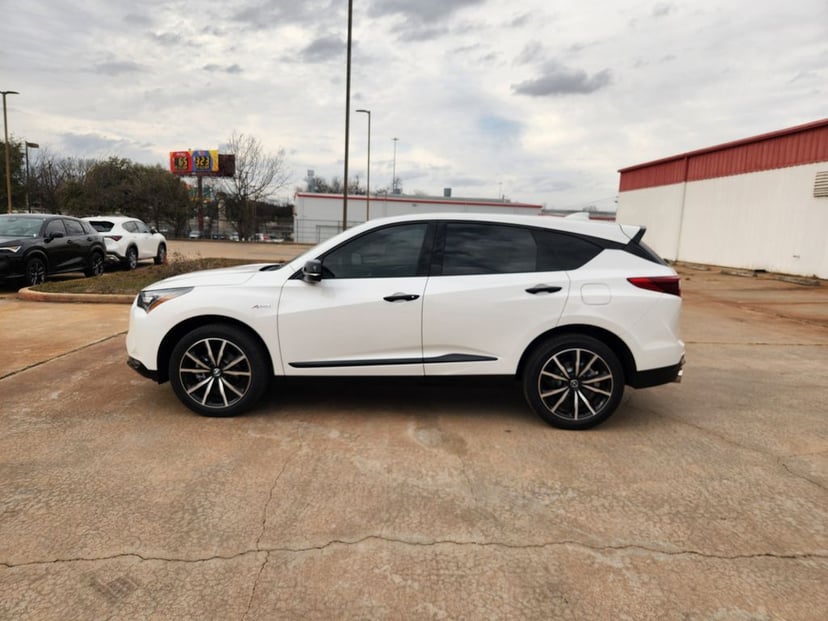 2026 Acura RDX - Image 2