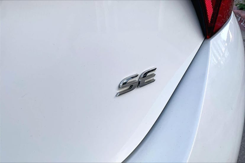 2017 Toyota Corolla - Image 2