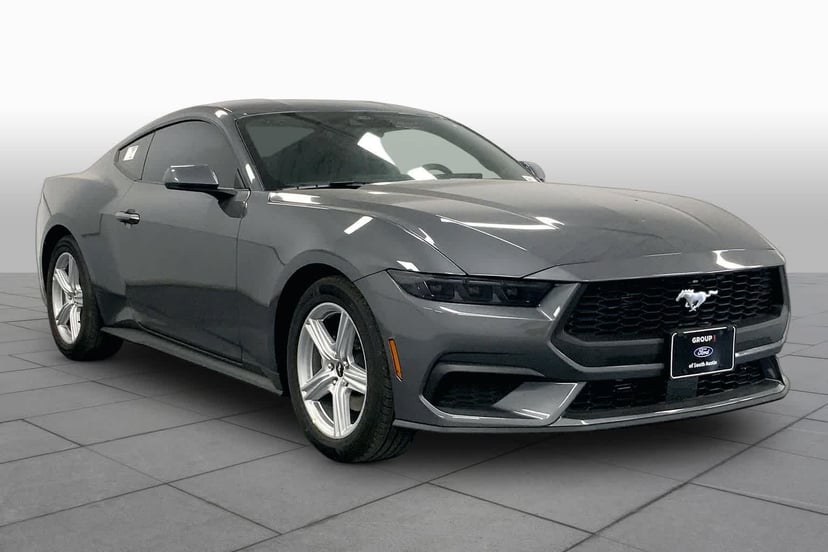 2026 Ford Mustang - Image 2