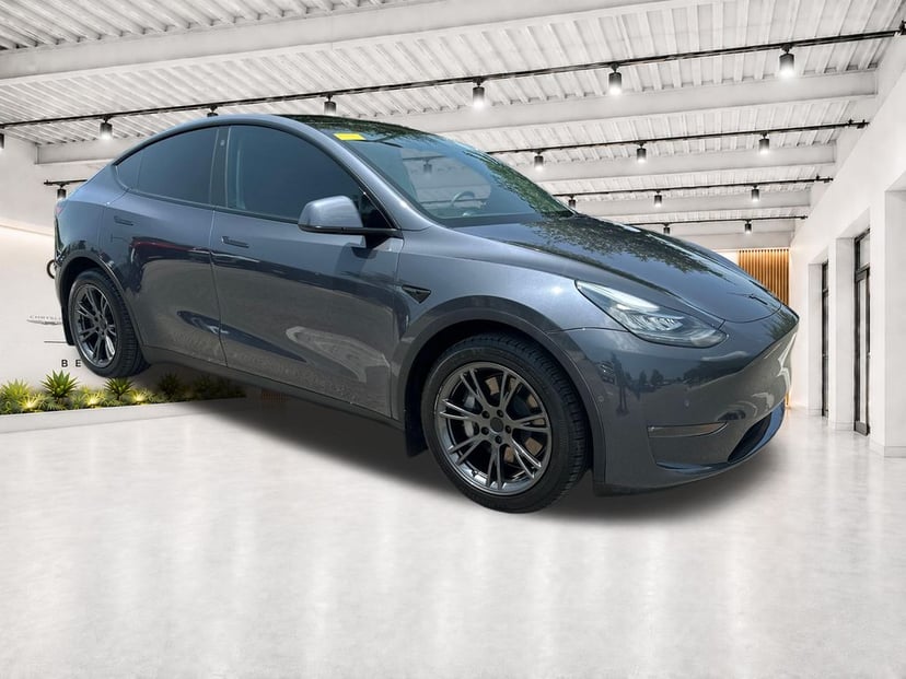 2022 Tesla Model Y Long Range - Image 1