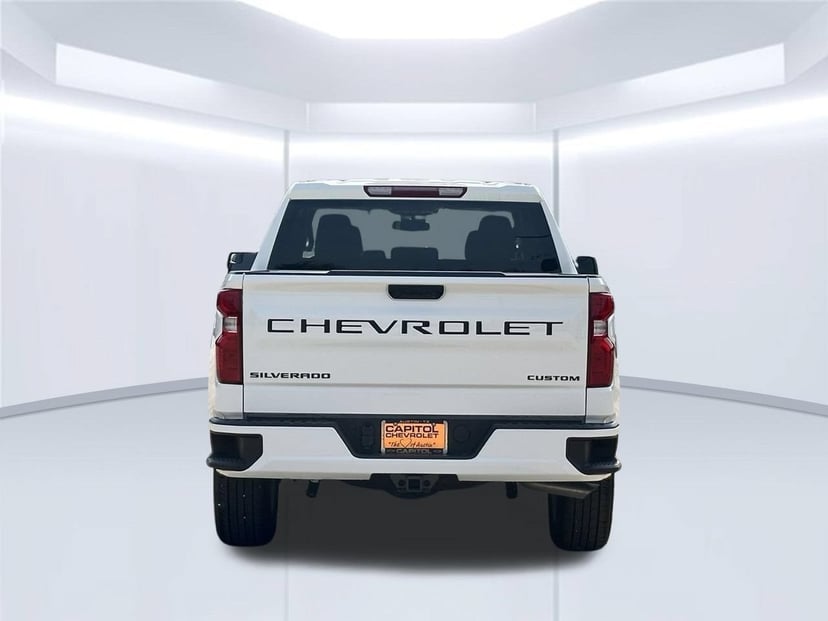 2026 Chevrolet Silverado 1500 - Image 2