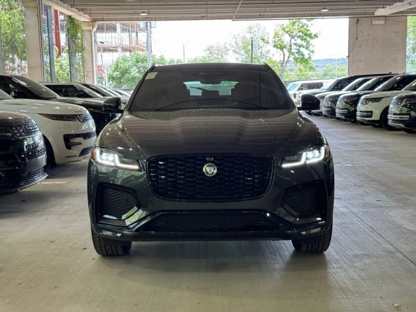 2026 Jaguar F-PACE - Image 3