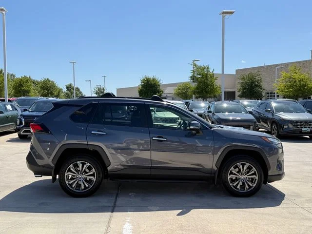 2025 Toyota RAV4 Hybrid - Image 3