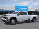 2026 Chevrolet Silverado 3500 HD - Preview 3