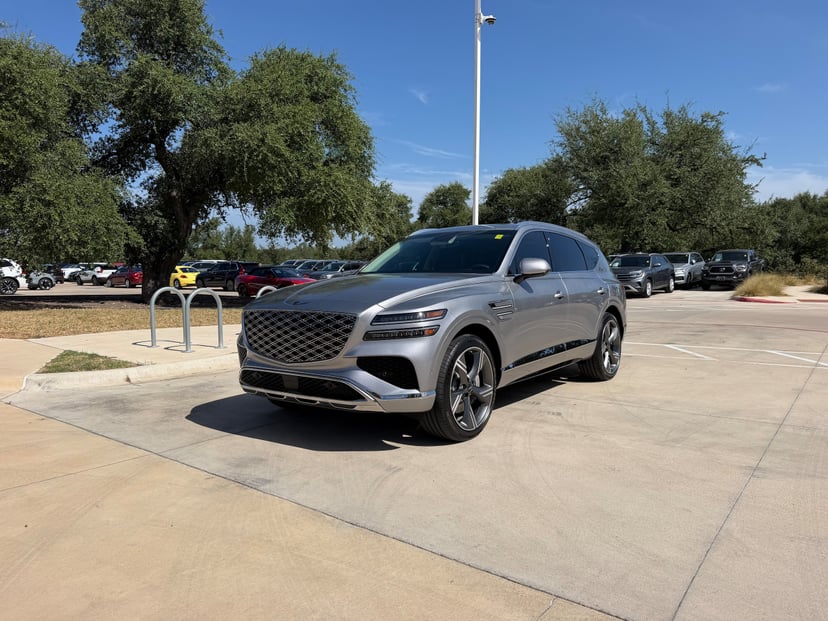 2025 Genesis GV80 - Image 1