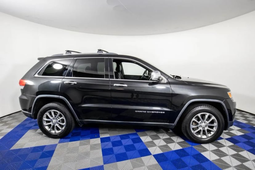 2014 Jeep Grand Cherokee - Image 2