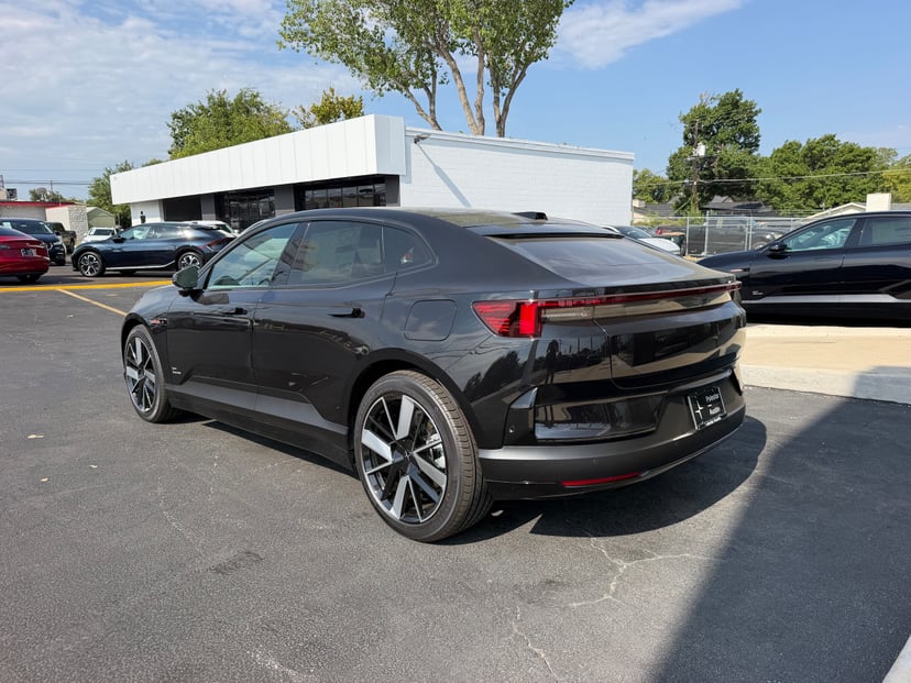 2026 Polestar 4 - Image 3