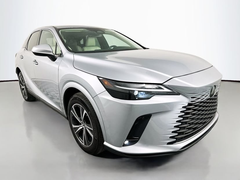 2023 Lexus RX - Image 2