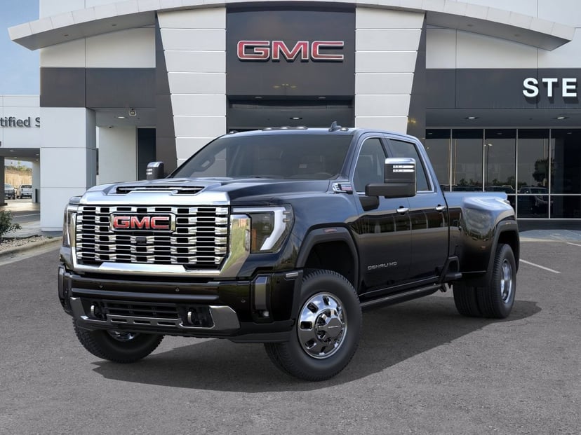 2026 GMC Sierra 3500 HD - Image 3