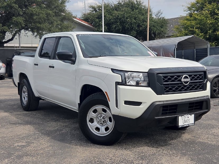 2022 Nissan Frontier - Image 1