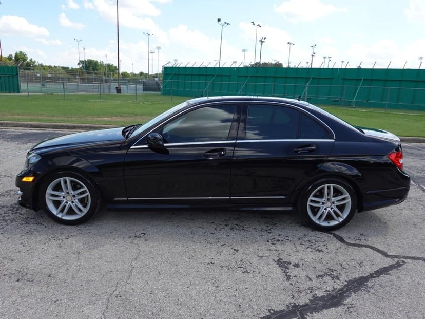 2014 Mercedes-Benz C-Class C 250 Luxury - Image 2