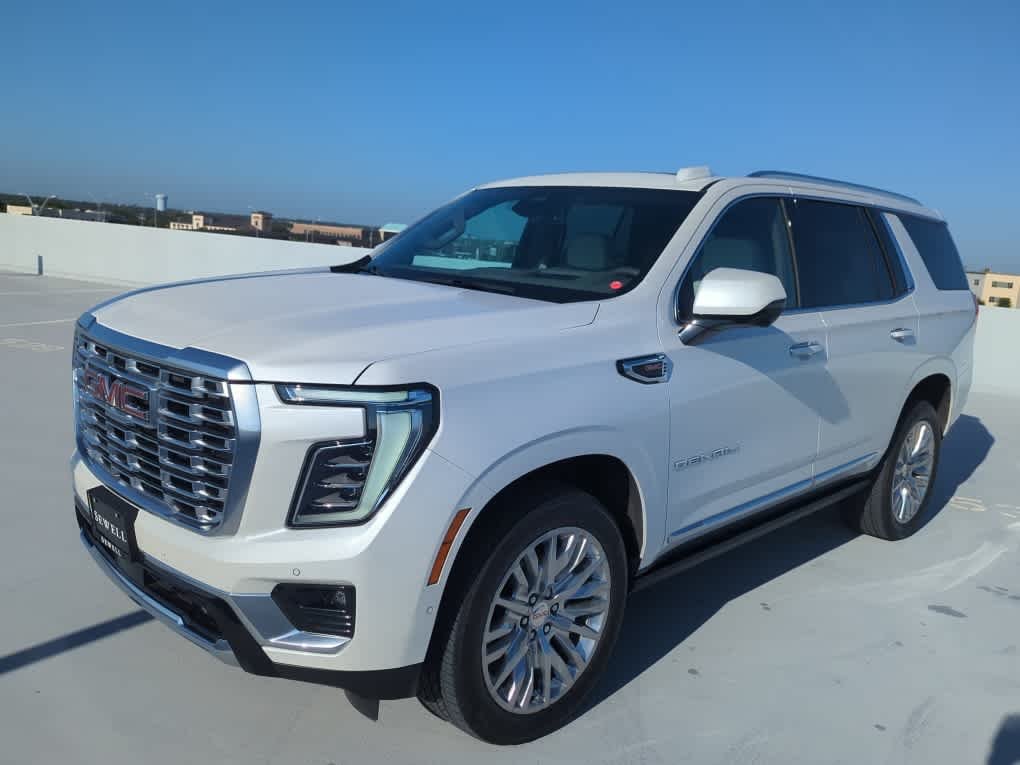 2025 GMC Yukon - Image 2