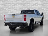 2022 Chevrolet Silverado - Preview 5