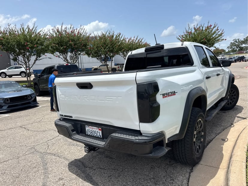 2024 Chevrolet Colorado - Image 2