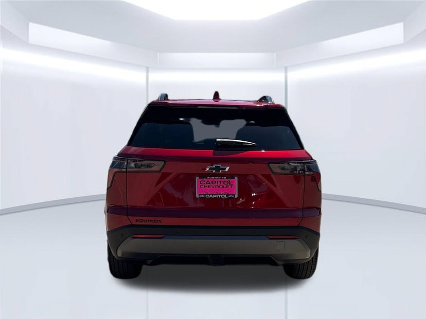 2027 Chevrolet Equinox - Image 2