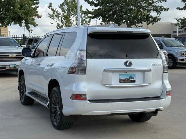 2023 Lexus GX - Image 2