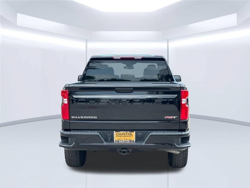 2026 Chevrolet Silverado 1500 - Image 3