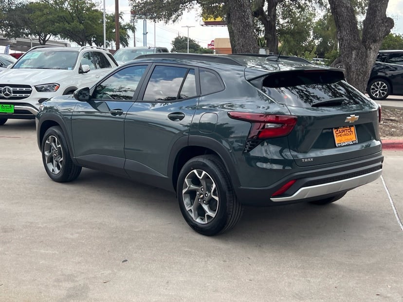 2026 Chevrolet Trax - Image 1