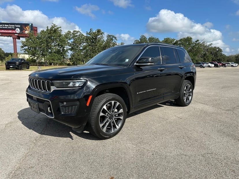 2022 Jeep Grand Cherokee - Image 2