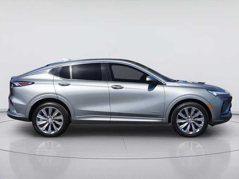 2025 Buick Envista - Image 2