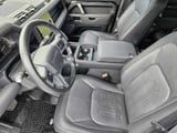 2022 Land Rover Defender - Preview 12
