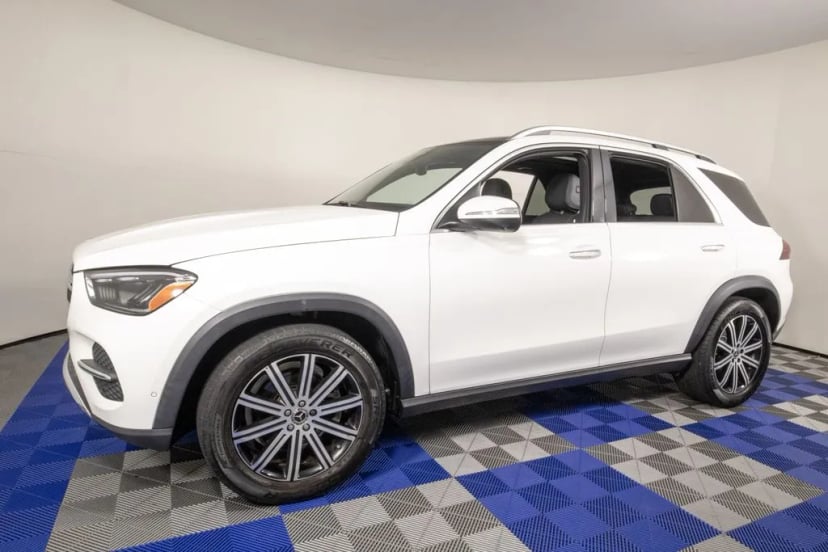 2024 Mercedes-Benz GLE-Class - Image 1