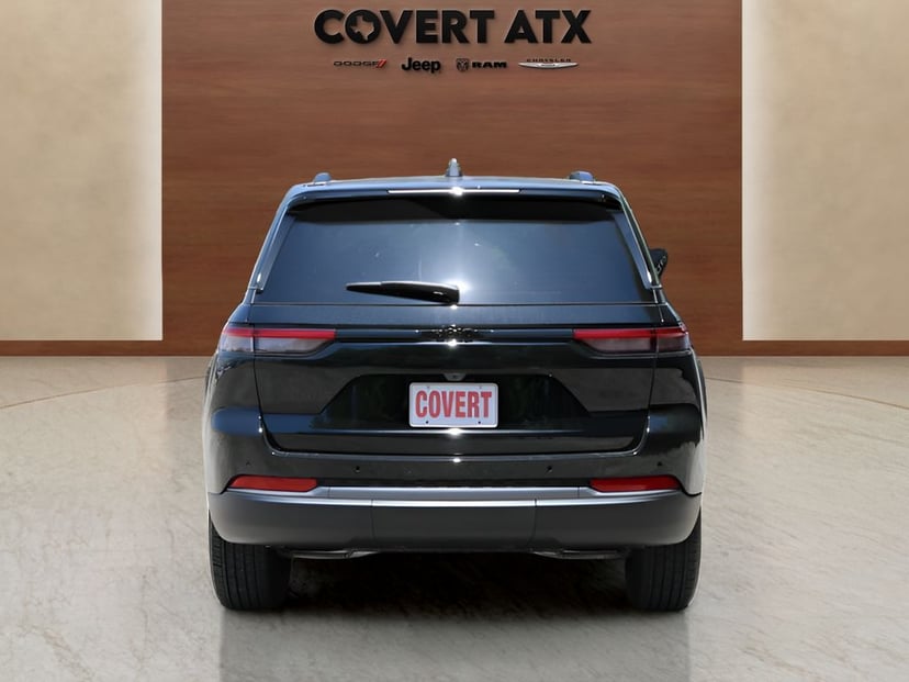 2026 Jeep Grand Cherokee - Image 3