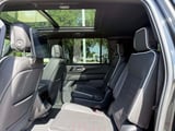 2025 GMC Yukon XL - Preview 15