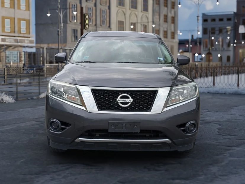 2014 Nissan Pathfinder - Image 1