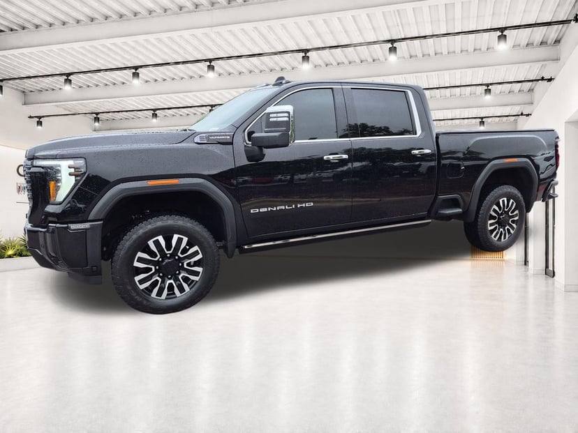 2025 GMC Sierra 2500HD Denali Ultimate - Image 2