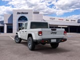 2026 Jeep Gladiator - Preview 3