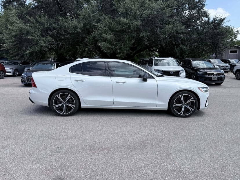 2024 Volvo S60 - Image 3