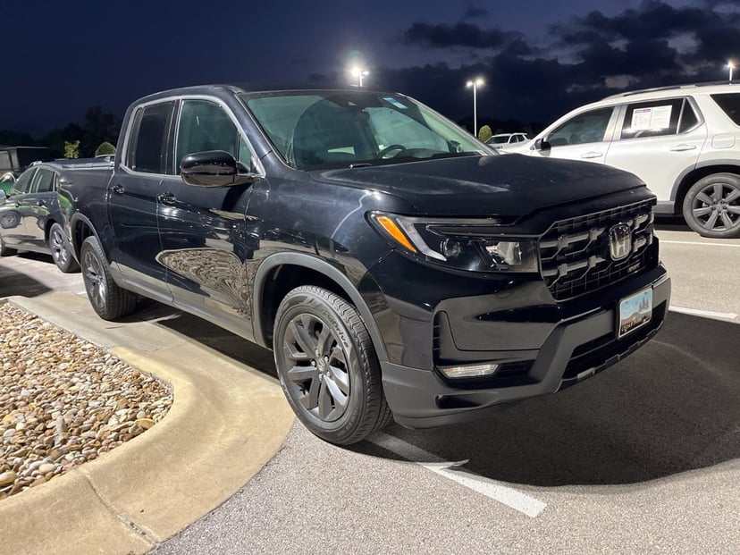 2025 Honda Ridgeline - Image 1