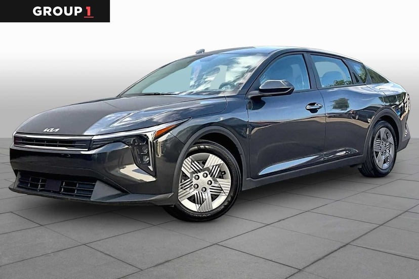 2025 Kia K4 - Image 3
