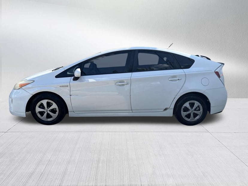 2013 Toyota Prius - Image 2